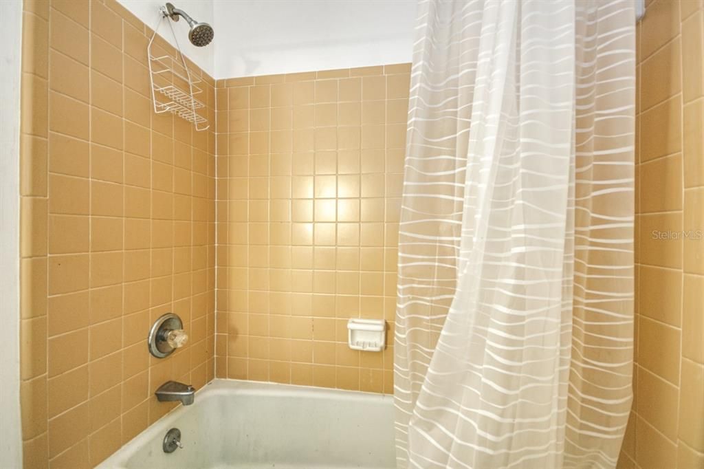 待售: $335,000 (3 贝兹, 2 浴室, 1668 平方英尺)