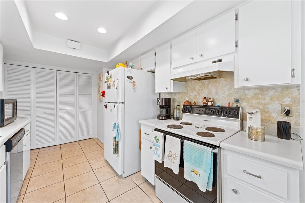 For Sale: $449,000 (3 beds, 2 baths, 1508 Square Feet)