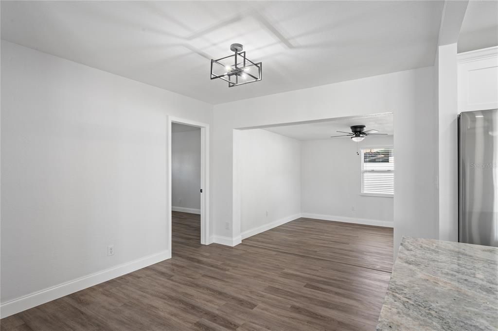 Active With Contract: $565,000 (3 beds, 2 baths, 1596 Square Feet)