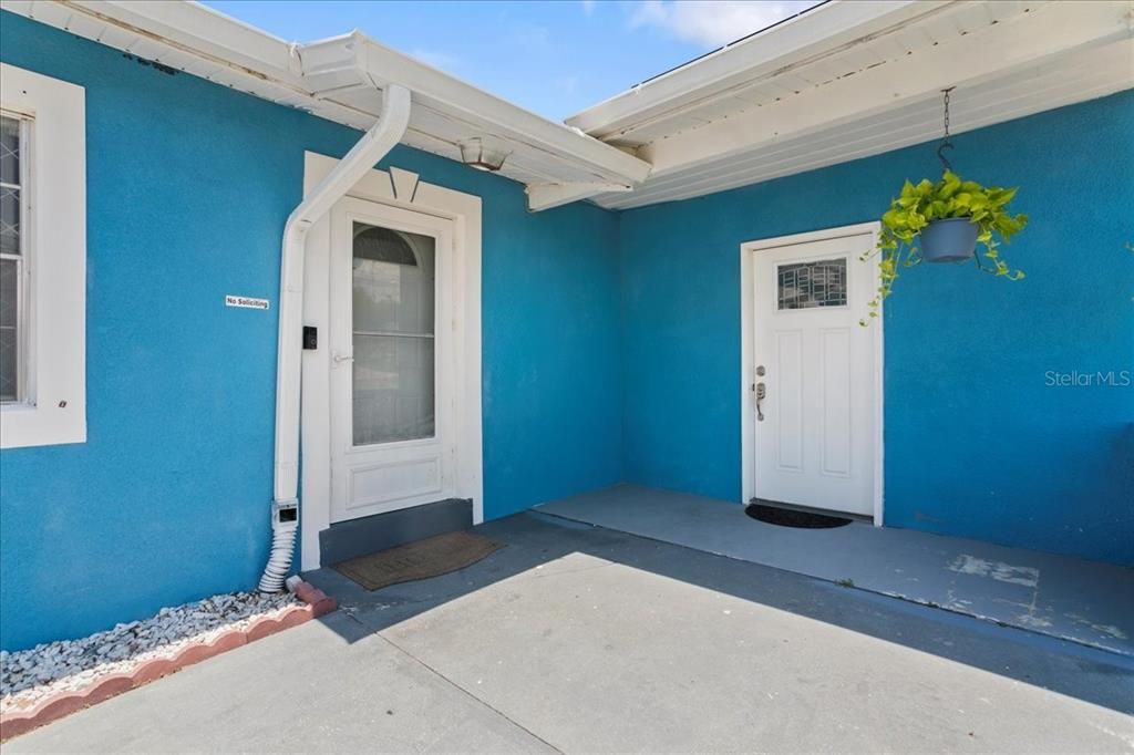 For Sale: $329,900 (3 beds, 2 baths, 1388 Square Feet)