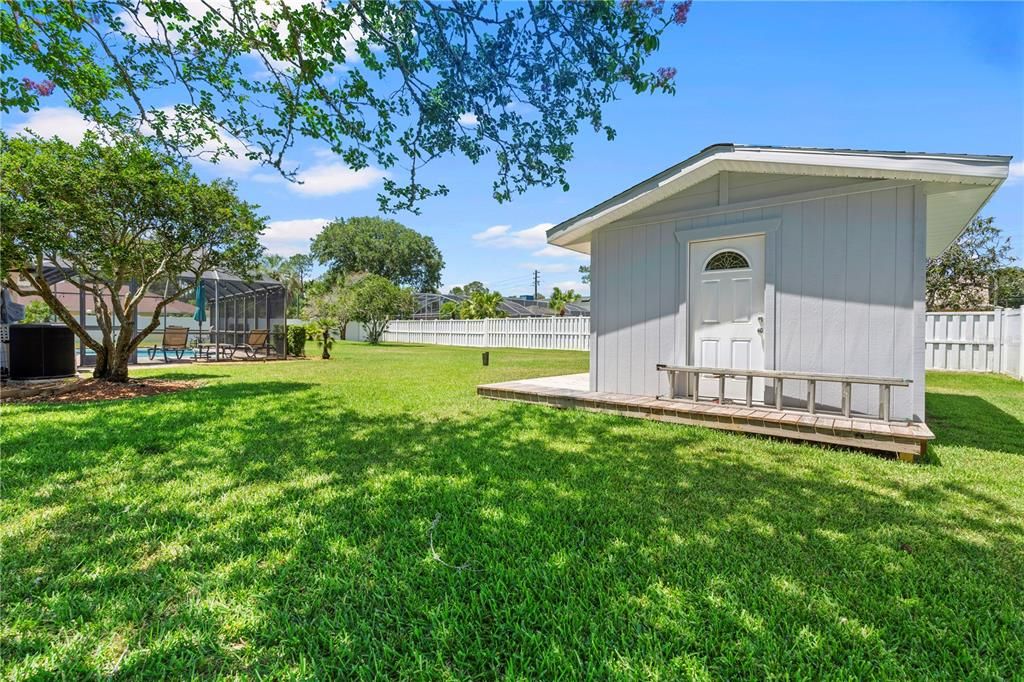 Active With Contract: $498,900 (3 beds, 3 baths, 2469 Square Feet)