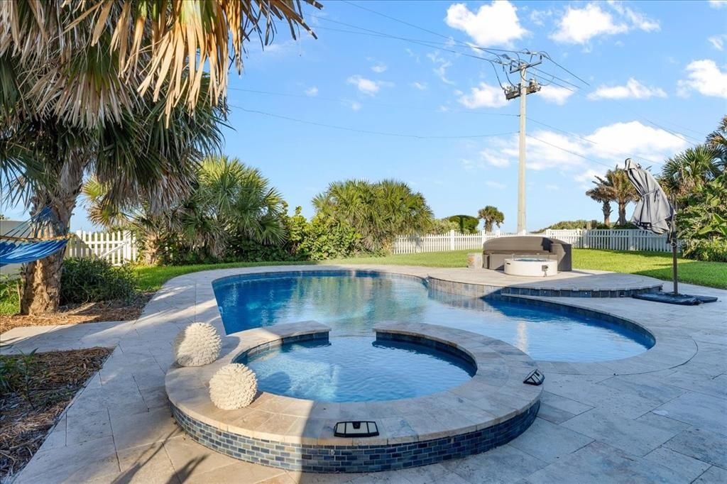 Travertine Pool Deck facing Ocean