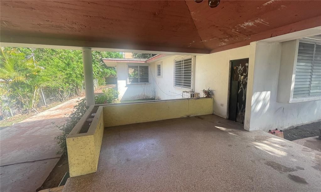 En Venta: $1,365,000 (4 camas, 3 baños, 3020 Pies cuadrados)