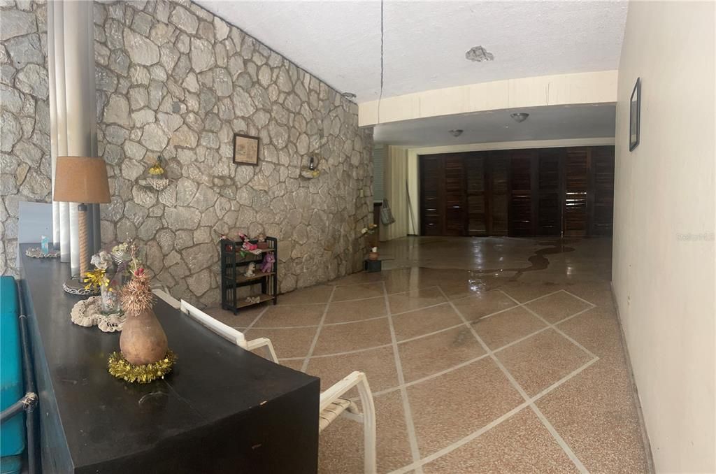 En Venta: $1,365,000 (4 camas, 3 baños, 3020 Pies cuadrados)