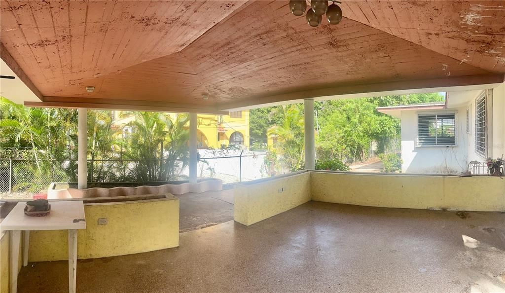 En Venta: $1,365,000 (4 camas, 3 baños, 3020 Pies cuadrados)