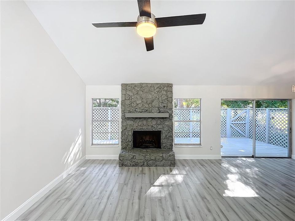For Sale: $462,900 (3 beds, 2 baths, 1756 Square Feet)
