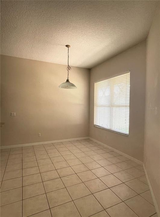 Active With Contract: $3,500 (5 beds, 3 baths, 2955 Square Feet)