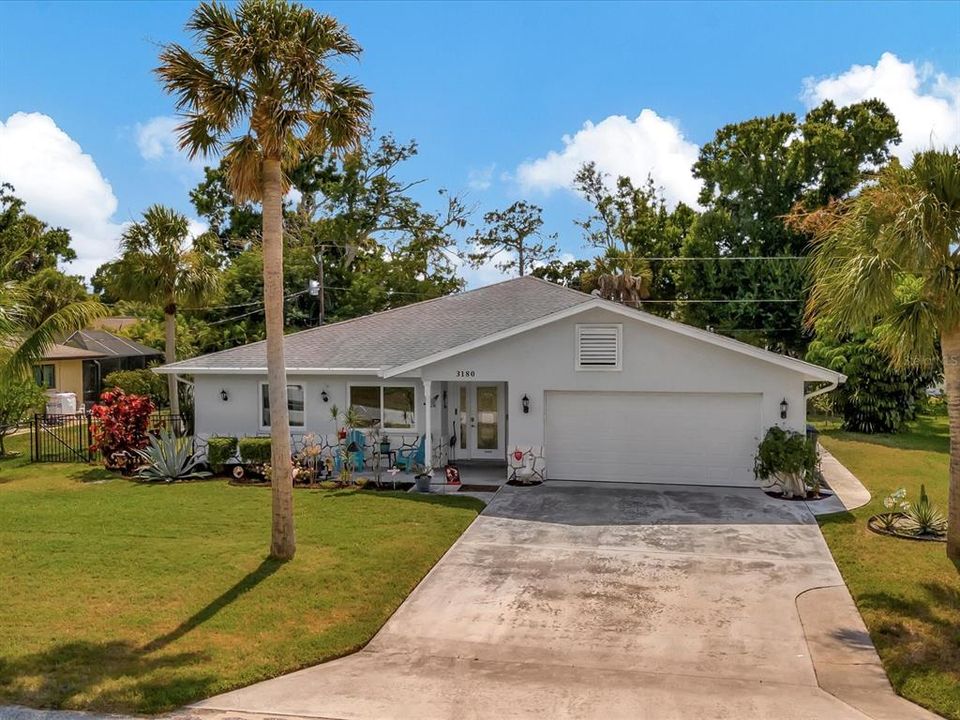 For Sale: $475,000 (3 beds, 2 baths, 1712 Square Feet)