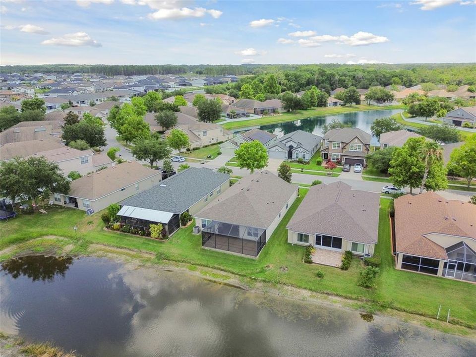 For Sale: $400,000 (4 beds, 2 baths, 1993 Square Feet)