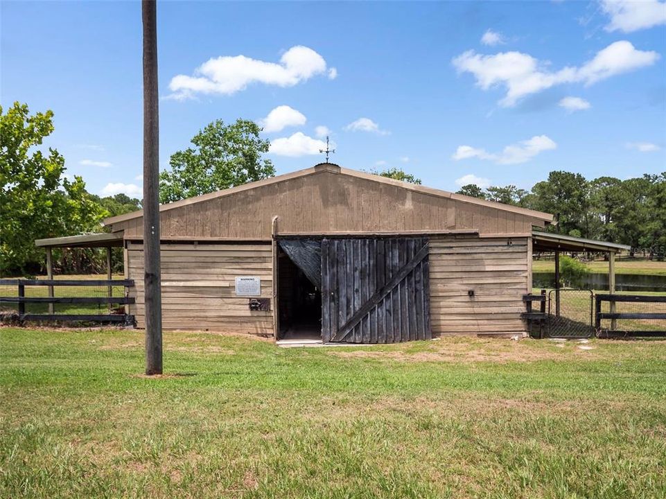 For Sale: $769,000 (3 beds, 2 baths, 2320 Square Feet)