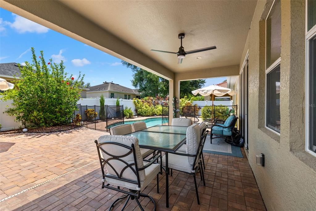 Active With Contract: $524,900 (4 beds, 2 baths, 2222 Square Feet)