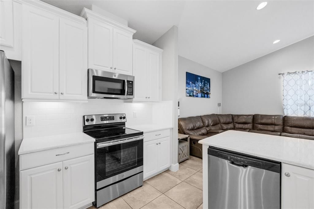 For Sale: $445,000 (3 beds, 2 baths, 2055 Square Feet)