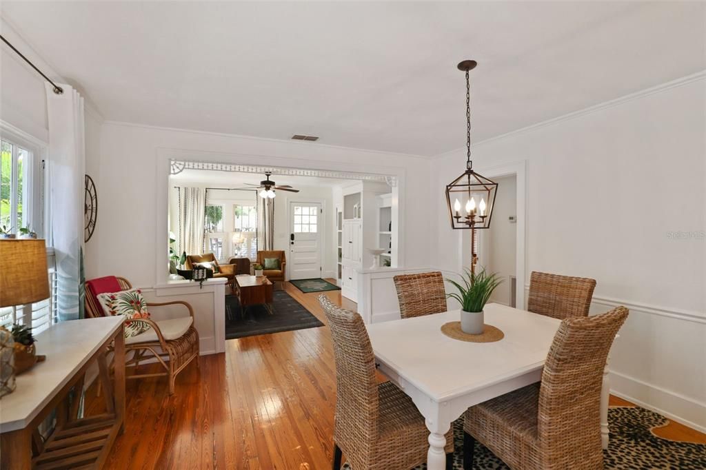 Active With Contract: $675,000 (2 beds, 1 baths, 1100 Square Feet)