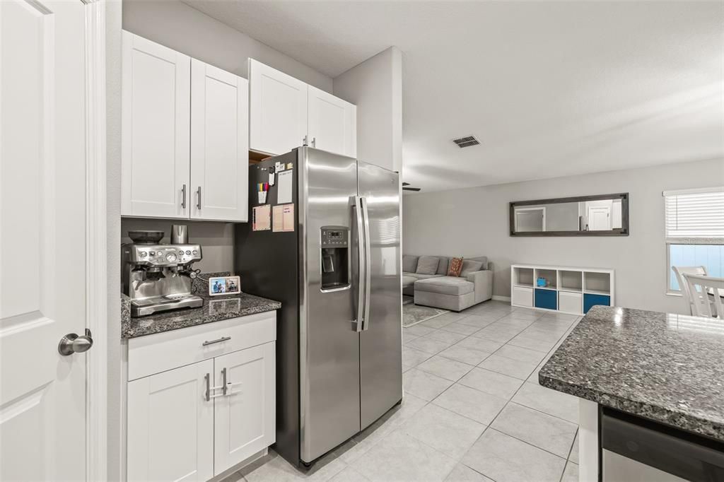 For Sale: $379,000 (4 beds, 2 baths, 1841 Square Feet)