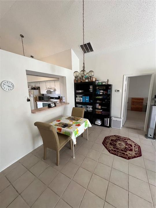 For Sale: $349,000 (2 beds, 2 baths, 1108 Square Feet)