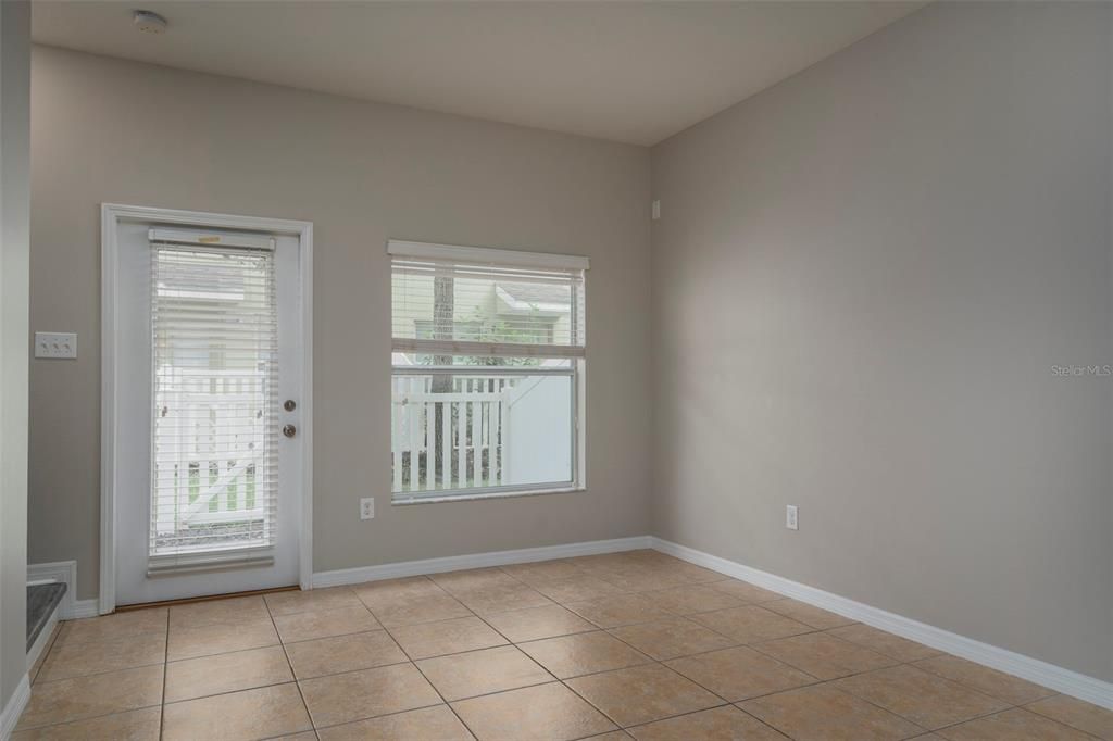 For Sale: $249,000 (2 beds, 2 baths, 1088 Square Feet)