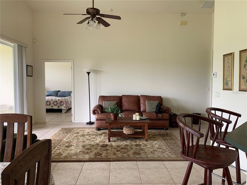 For Sale: $365,000 (3 beds, 2 baths, 1550 Square Feet)