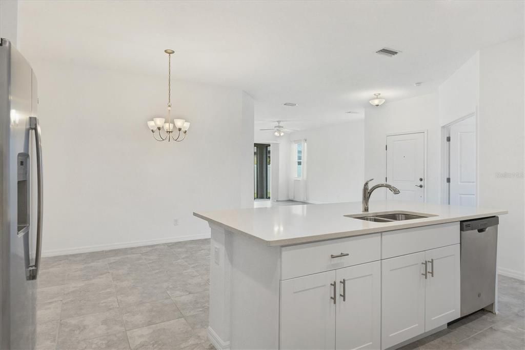 For Sale: $424,900 (3 beds, 2 baths, 1619 Square Feet)