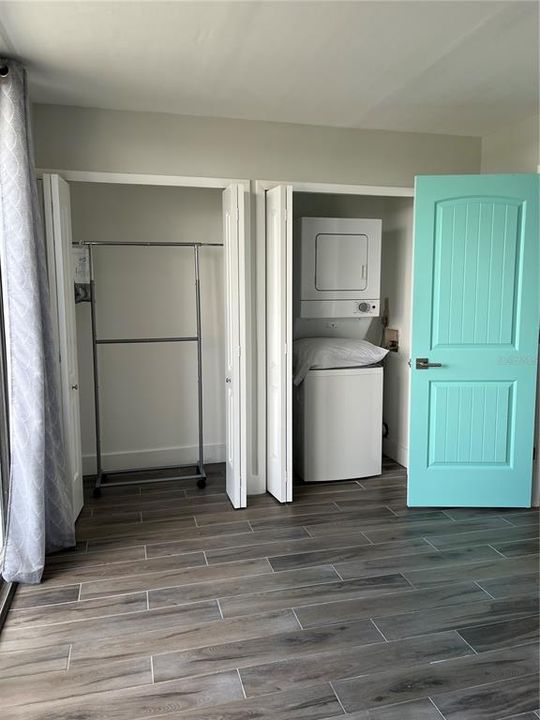 For Rent: $2,000 (2 beds, 1 baths, 1152 Square Feet)