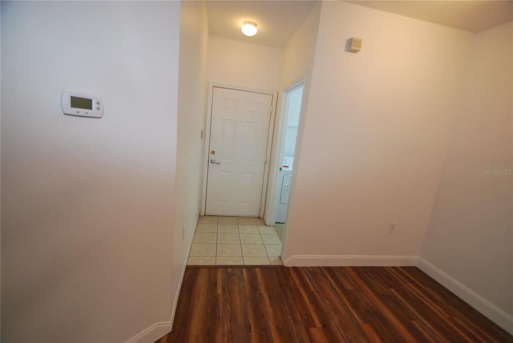 For Rent: $1,875 (2 beds, 2 baths, 962 Square Feet)