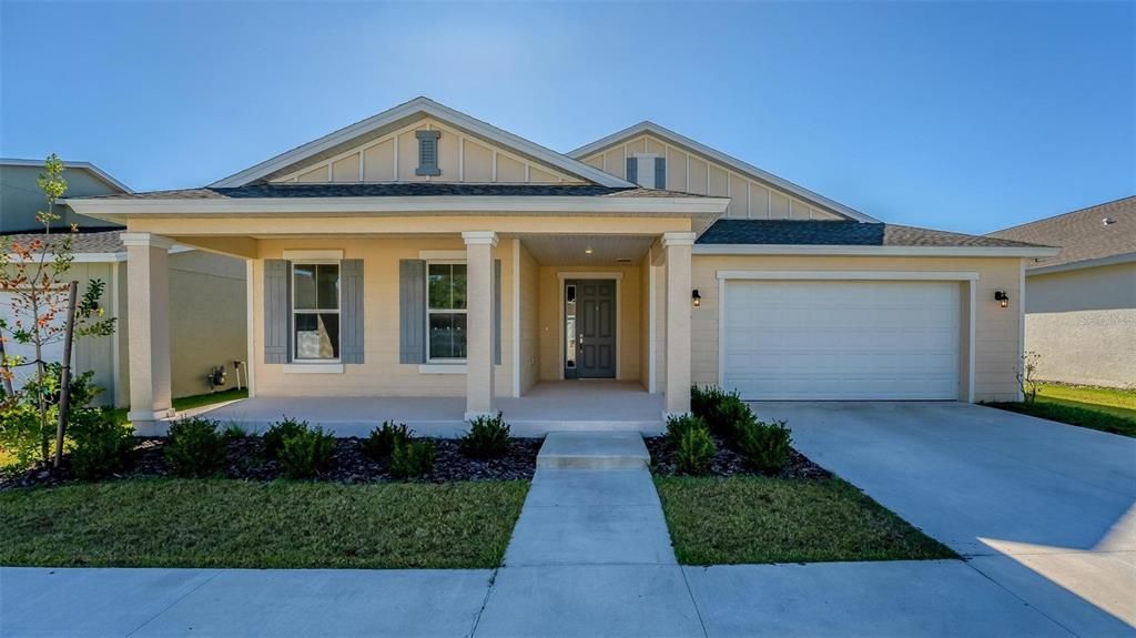 Active With Contract: $2,700 (4 beds, 4 baths, 2671 Square Feet)