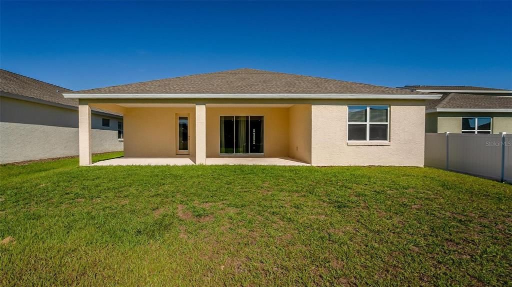 Active With Contract: $2,700 (4 beds, 4 baths, 2671 Square Feet)