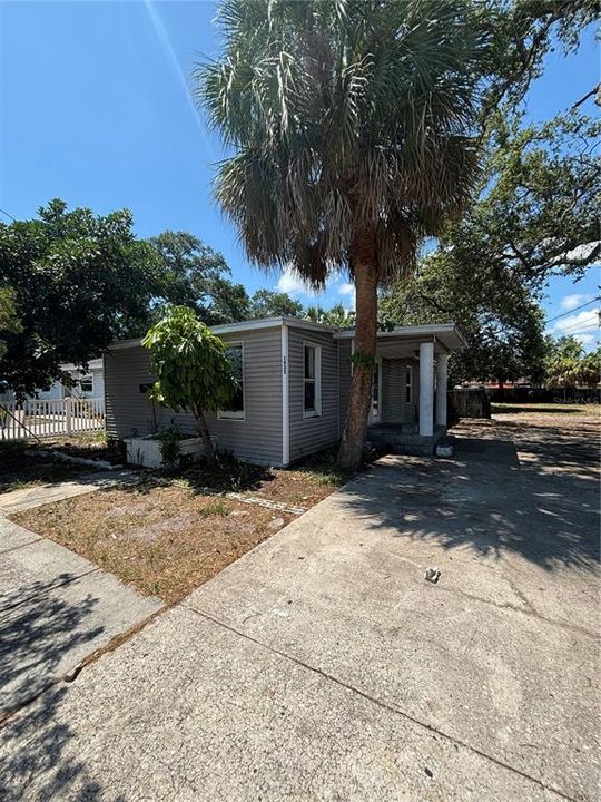 Recently Sold: $200,000 (4 beds, 2 baths, 1154 Square Feet)