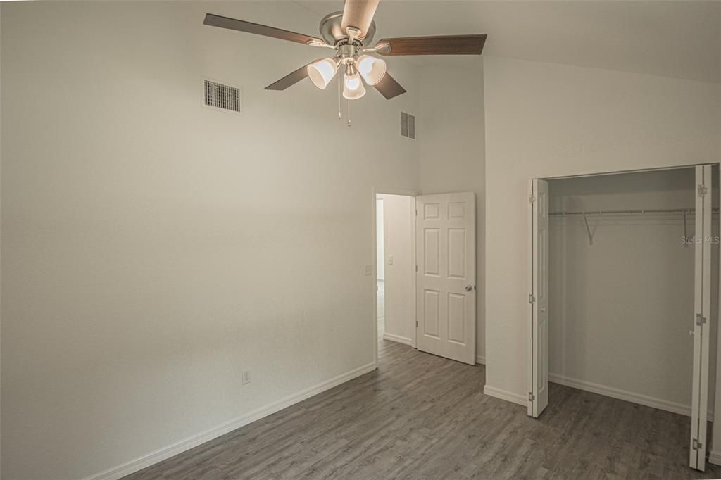 For Sale: $239,000 (3 beds, 2 baths, 1357 Square Feet)