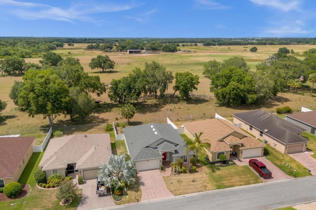 For Sale: $355,000 (3 beds, 2 baths, 1966 Square Feet)