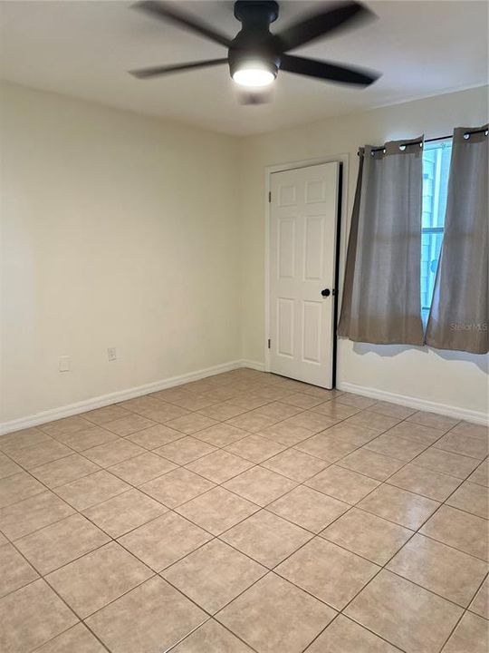 Recently Sold: $219,500 (2 beds, 2 baths, 937 Square Feet)