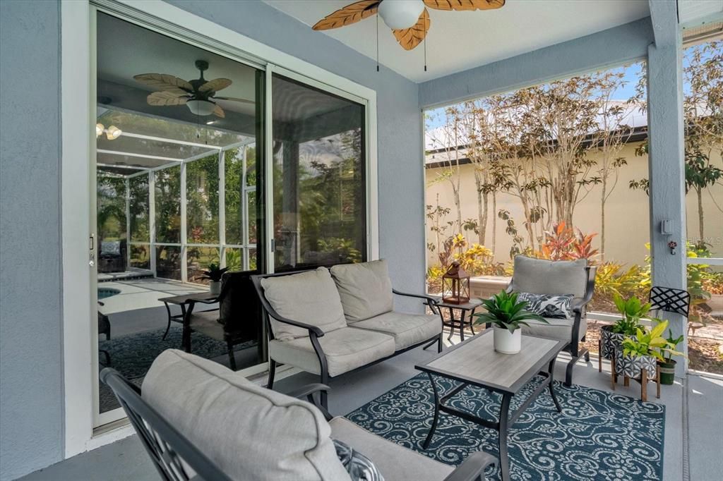 Active With Contract: $659,000 (4 beds, 2 baths, 2573 Square Feet)