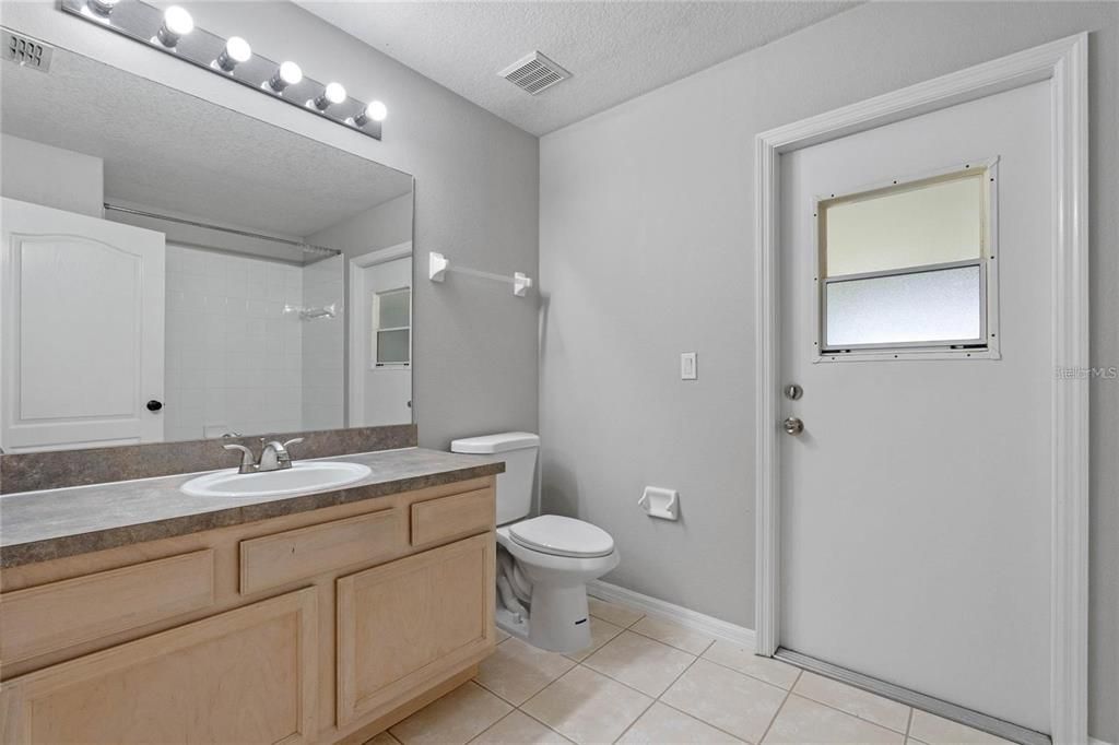 Active With Contract: $3,000 (4 beds, 2 baths, 2236 Square Feet)