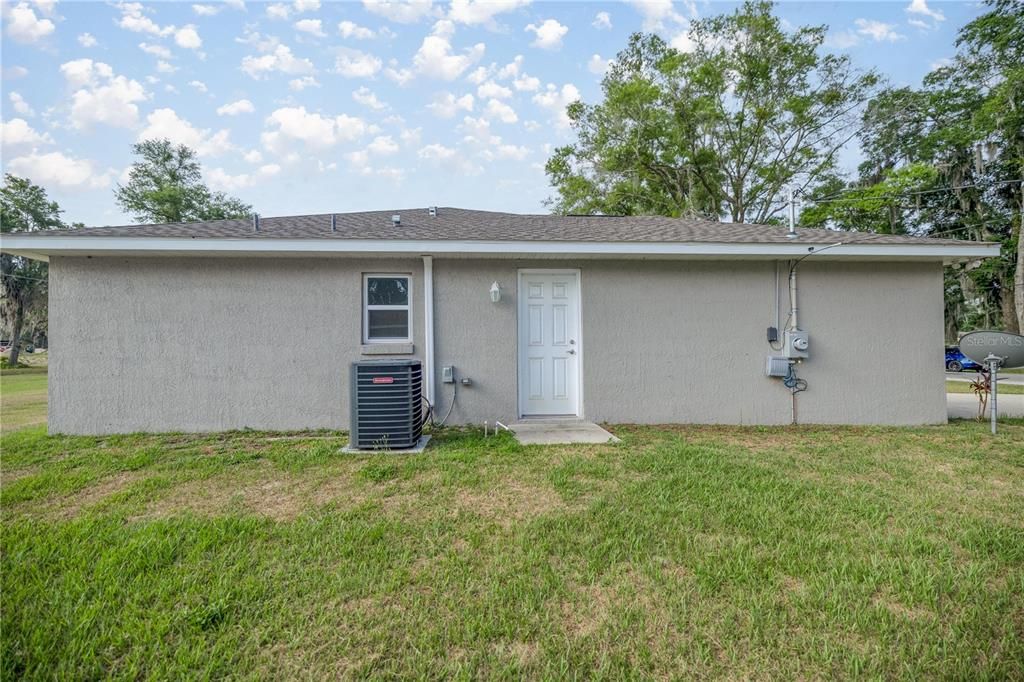 For Sale: $315,000 (3 beds, 2 baths, 1336 Square Feet)