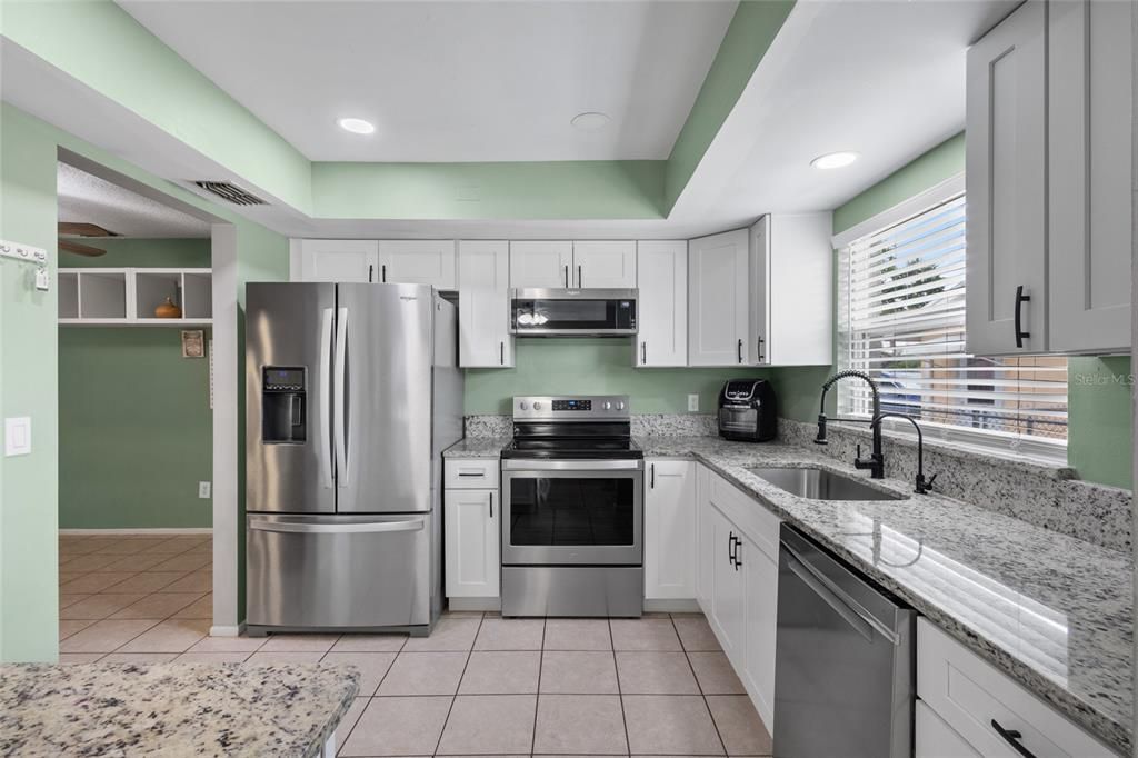 For Sale: $450,000 (4 beds, 2 baths, 1648 Square Feet)