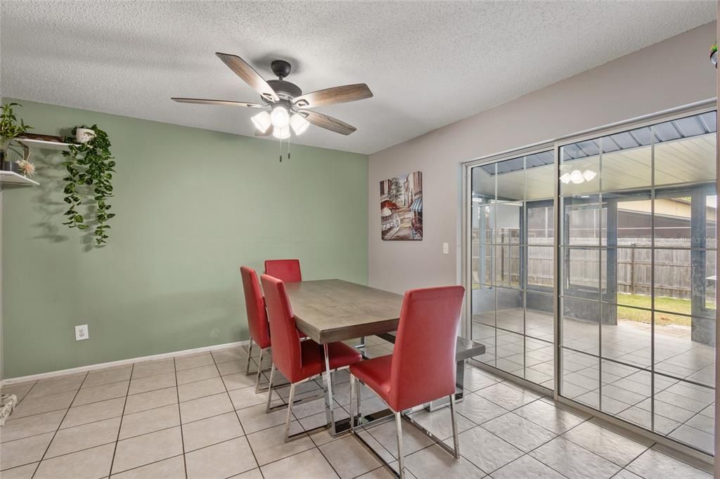 For Sale: $450,000 (4 beds, 2 baths, 1648 Square Feet)