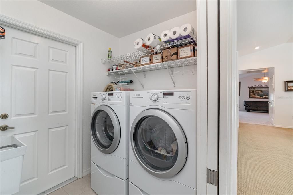 Laundry Room - Washer & Dryer
