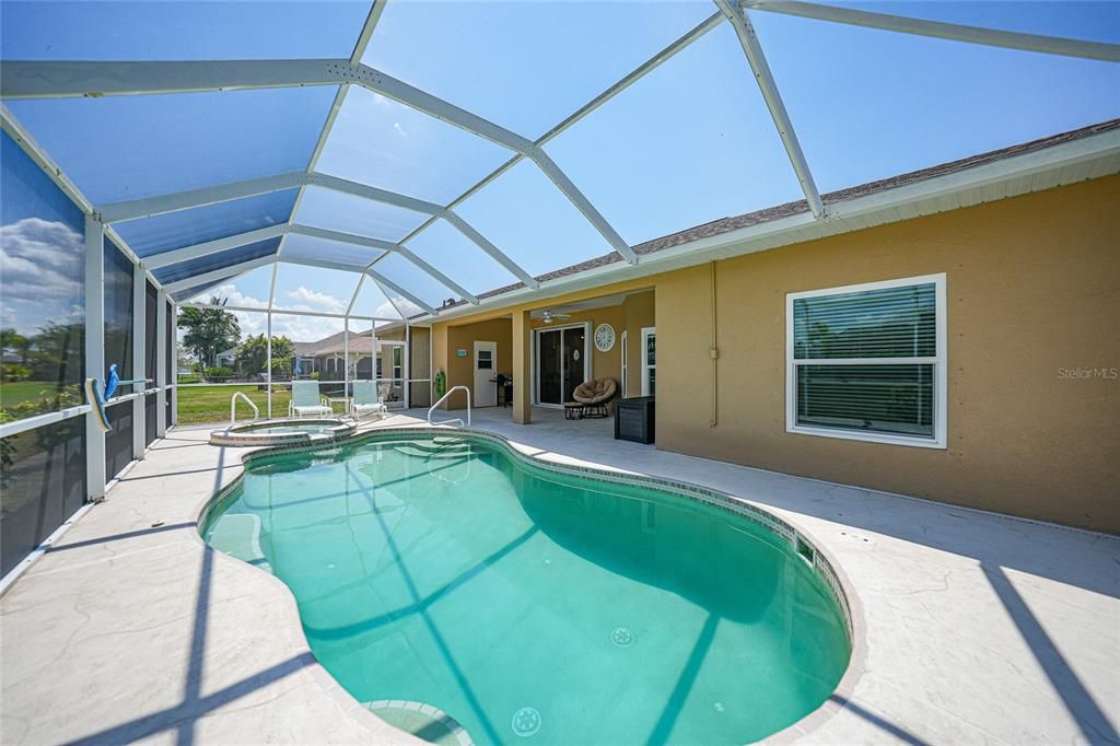 Pool facing Lanai