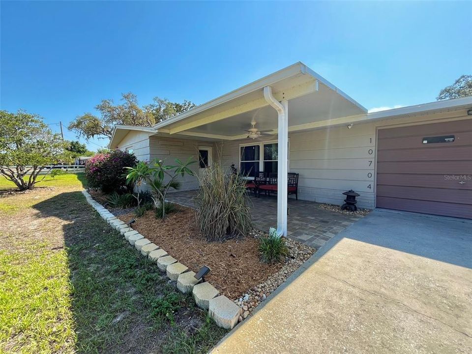 For Sale: $659,000 (3 beds, 2 baths, 1745 Square Feet)