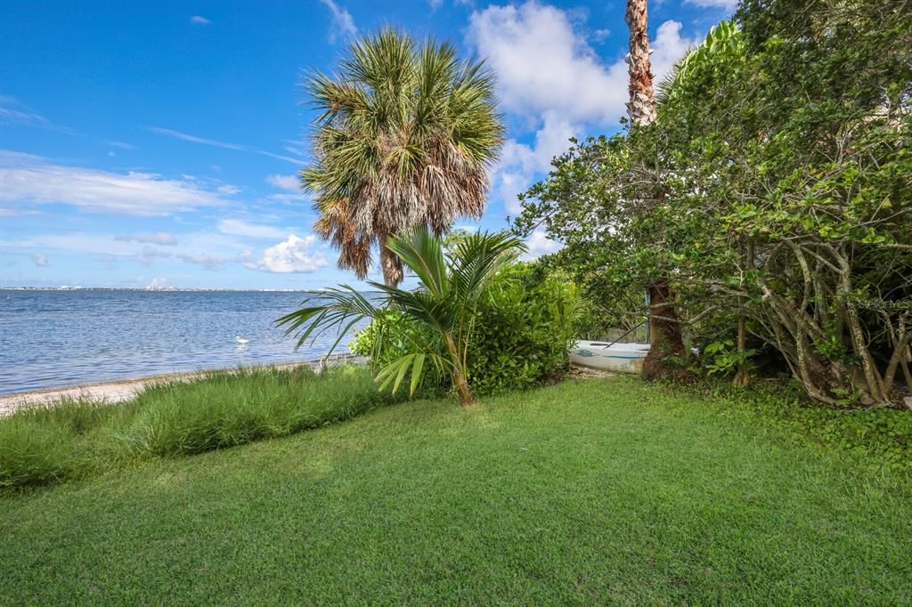 For Sale: $4,500,000 (3 beds, 3 baths, 2703 Square Feet)