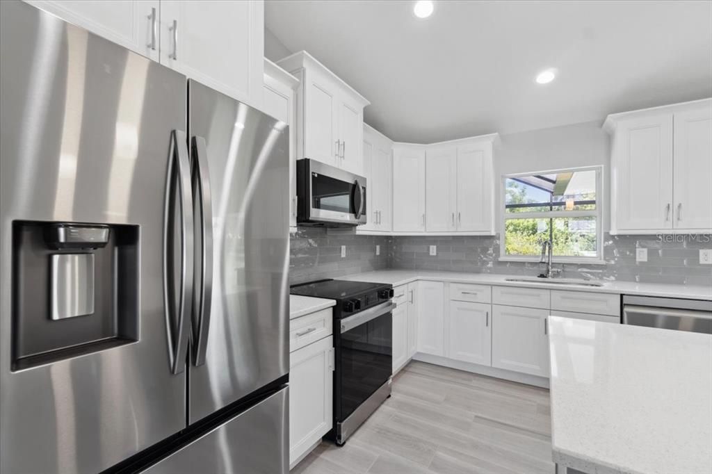 For Sale: $479,000 (3 beds, 2 baths, 1685 Square Feet)