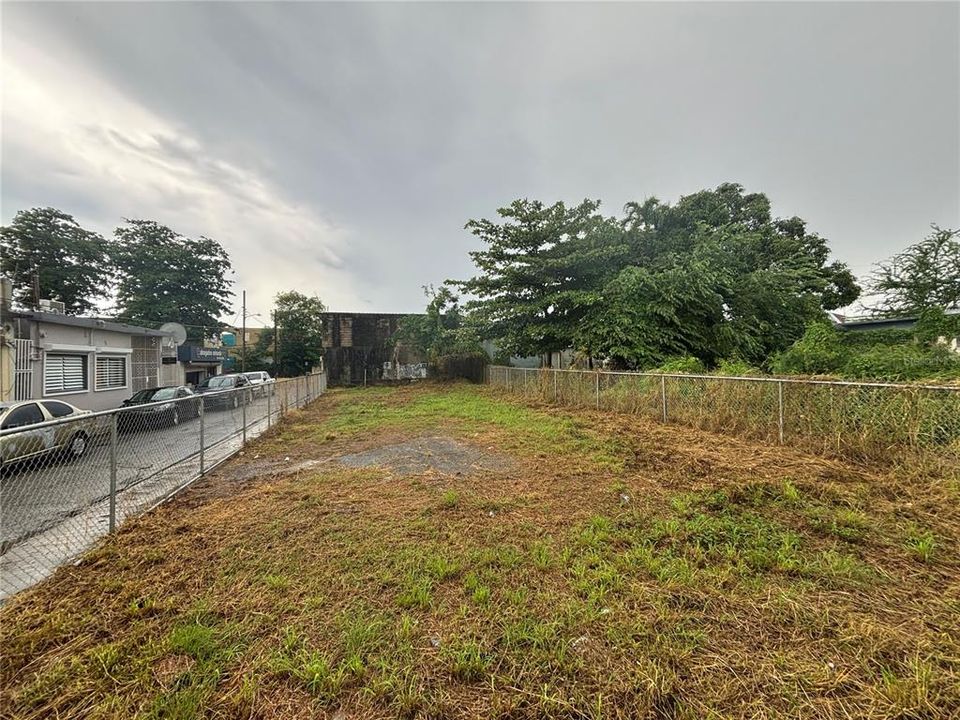 最近售出: $115,000 (0.09 acres)