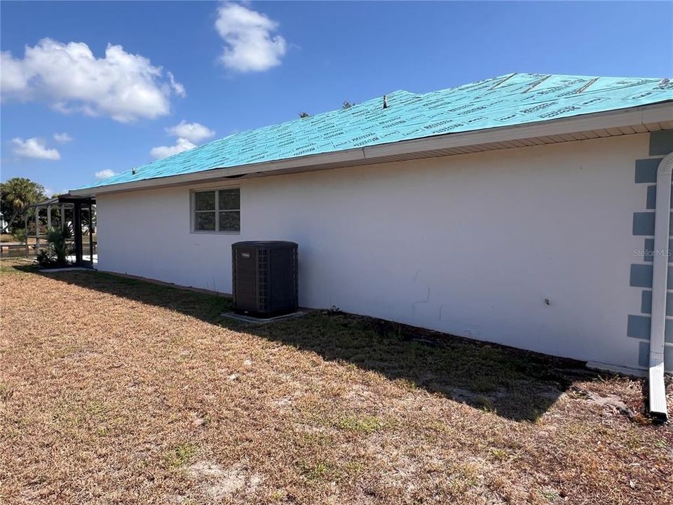 For Sale: $635,000 (3 beds, 2 baths, 2049 Square Feet)