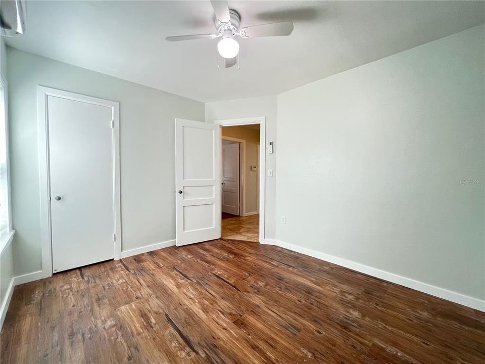 For Rent: $2,100 (2 beds, 1 baths, 874 Square Feet)