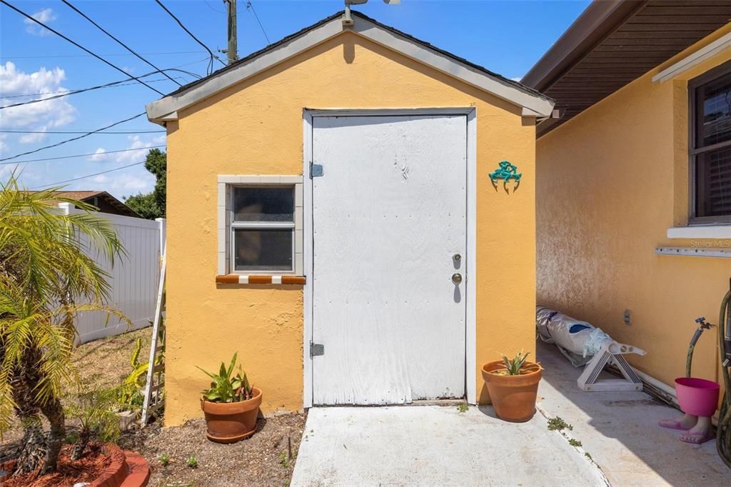 For Sale: $399,000 (3 beds, 2 baths, 1870 Square Feet)