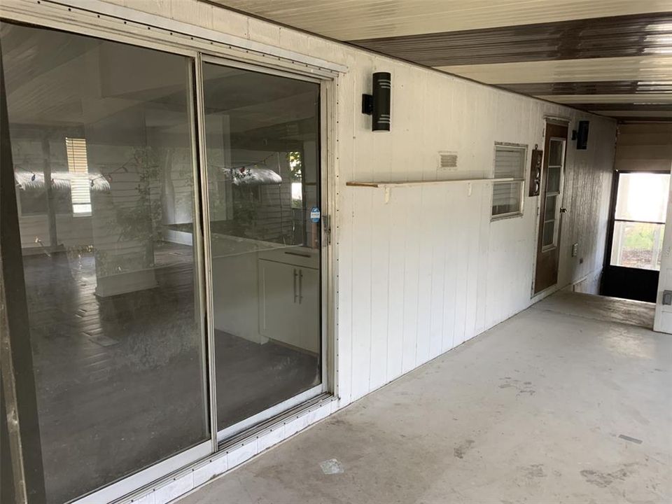 Front screened patio