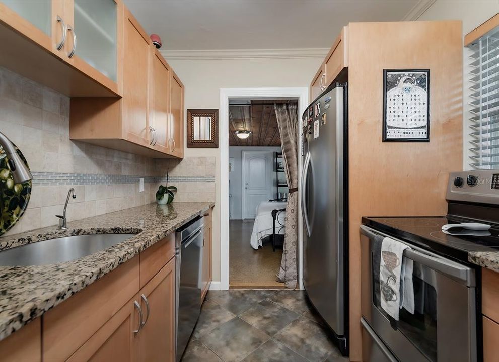 For Sale: $399,750 (2 beds, 1 baths, 1148 Square Feet)