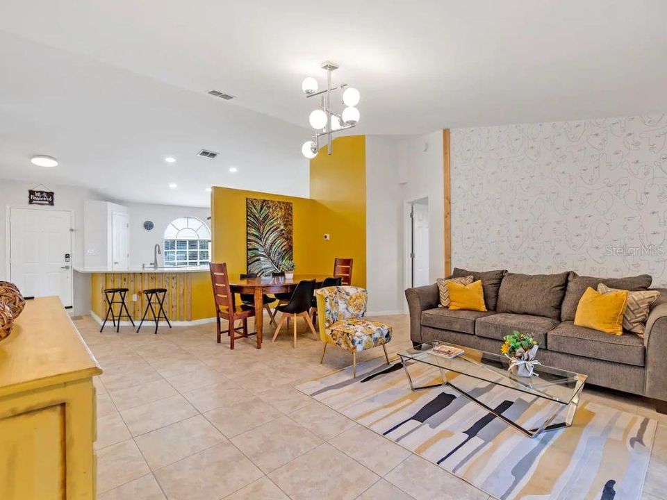 For Sale: $429,000 (3 beds, 2 baths, 1325 Square Feet)