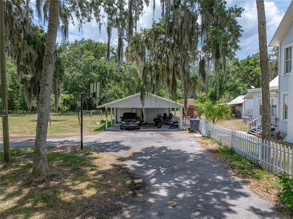 For Sale: $760,000 (4 beds, 3 baths, 3456 Square Feet)