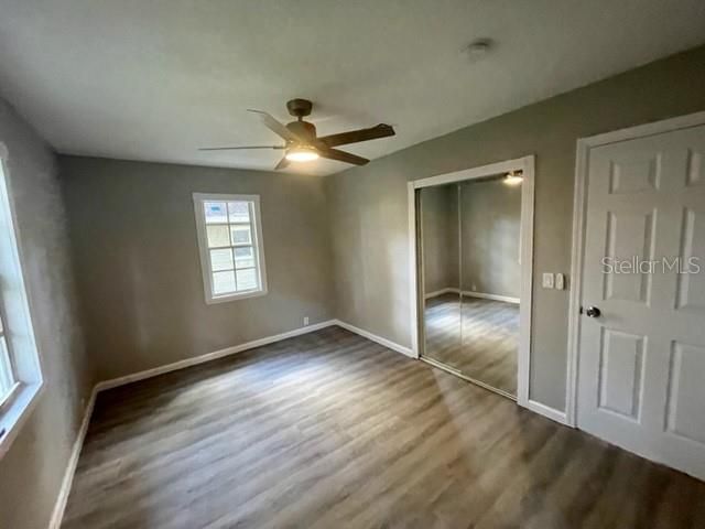 For Sale: $280,000 (2 beds, 1 baths, 969 Square Feet)