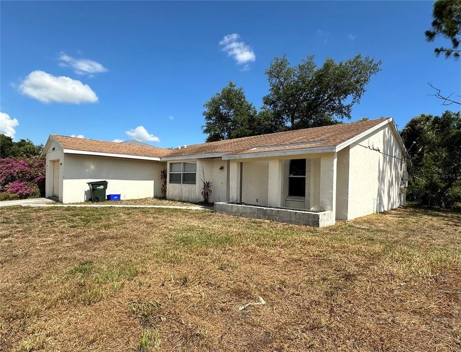 For Sale: $225,000 (3 beds, 2 baths, 1308 Square Feet)